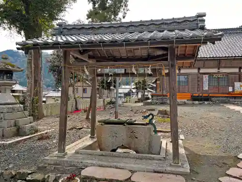 伊香具神社の手水舎