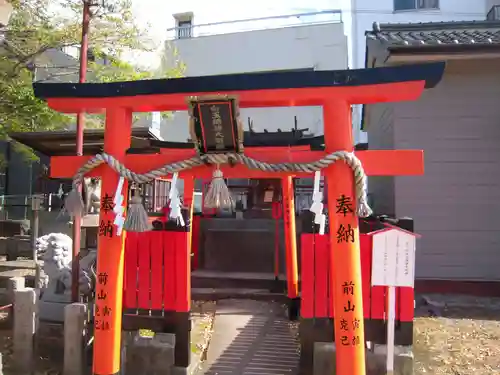 久保神社の末社