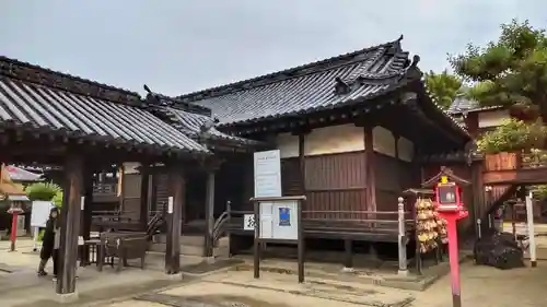 足高神社の本殿