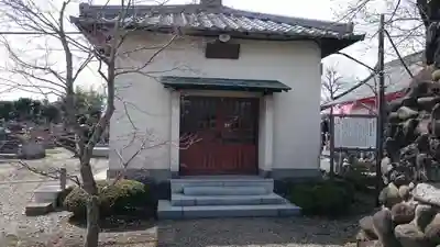 蓮華寺の本殿・本堂