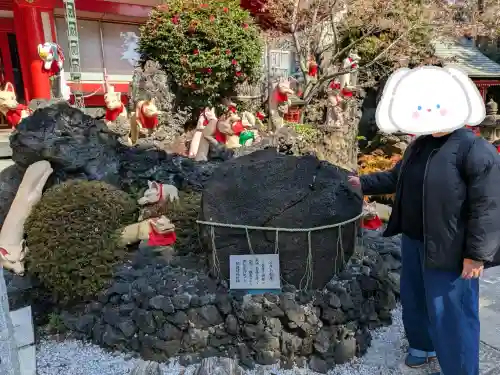 京濱伏見稲荷神社の{uncategorized: "未分類", other: "その他", undefined: "問題あり", building: "その他建物", grave: "お墓", sacred_gate: "鳥居", guardian: "狛犬", statue: "像", buddha: "仏像", history: "歴史", nature: "自然", garden: "庭園", animal: "動物", pagoda: "塔", temizu: "手水舎", mountain_gate: "山門・神門", sanctuary: "本殿・本堂", subordinate: "末社・摂社", art: "芸術", scenery: "景色", jizo: "地蔵", ema: "絵馬", goshuin: "御朱印", omikuji: "おみくじ", items: "授与品その他", amulet: "お守り", goshuincho: "御朱印帳", eats: "食事", festival: "お祭り", votive_dance: "神楽", shichigosan: "七五三参", wedding: "結婚式", experience: "体験その他", initially: "初詣", around: "周辺", anti_infection: "感染症対策"}