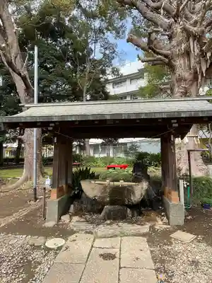 前原御嶽神社の手水舎