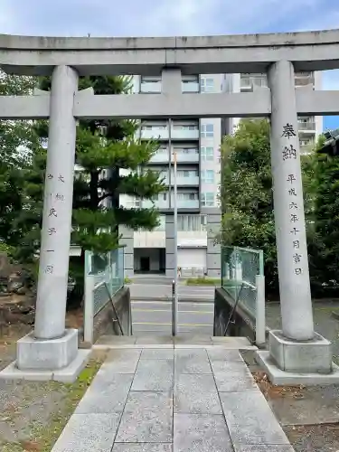 大棚・中川杉山神社(神奈川県)