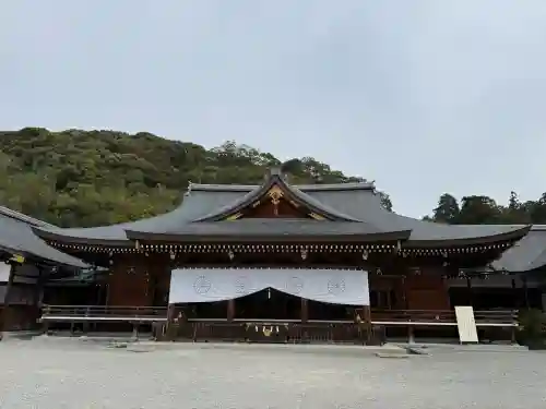 大神神社の{uncategorized: "未分類", other: "その他", undefined: "問題あり", building: "その他建物", grave: "お墓", sacred_gate: "鳥居", guardian: "狛犬", statue: "像", buddha: "仏像", history: "歴史", nature: "自然", garden: "庭園", animal: "動物", pagoda: "塔", temizu: "手水舎", mountain_gate: "山門・神門", sanctuary: "本殿・本堂", subordinate: "末社・摂社", art: "芸術", scenery: "景色", jizo: "地蔵", ema: "絵馬", goshuin: "御朱印", omikuji: "おみくじ", items: "授与品その他", amulet: "お守り", goshuincho: "御朱印帳", eats: "食事", festival: "お祭り", votive_dance: "神楽", shichigosan: "七五三参", wedding: "結婚式", experience: "体験その他", initially: "初詣", around: "周辺", anti_infection: "感染症対策"}