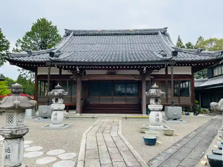 善福寺の{uncategorized: "未分類", other: "その他", undefined: "問題あり", building: "その他建物", grave: "お墓", sacred_gate: "鳥居", guardian: "狛犬", statue: "像", buddha: "仏像", history: "歴史", nature: "自然", garden: "庭園", animal: "動物", pagoda: "塔", temizu: "手水舎", mountain_gate: "山門・神門", sanctuary: "本殿・本堂", subordinate: "末社・摂社", art: "芸術", scenery: "景色", jizo: "地蔵", ema: "絵馬", goshuin: "御朱印", omikuji: "おみくじ", items: "授与品その他", amulet: "お守り", goshuincho: "御朱印帳", eats: "食事", festival: "お祭り", votive_dance: "神楽", shichigosan: "七五三参", wedding: "結婚式", experience: "体験その他", initially: "初詣", around: "周辺", anti_infection: "感染症対策"}