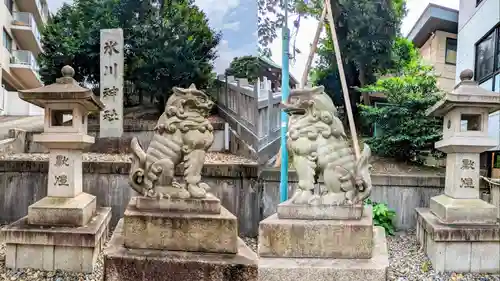 白金氷川神社の狛犬