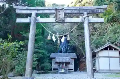 瀧神社(都農神社末社(奥宮))の鳥居