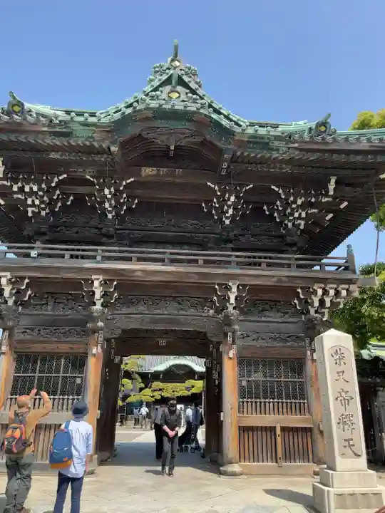 題経寺(柴又帝釈天)の山門・神門