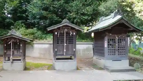 東本郷氷川神社の末社・摂社