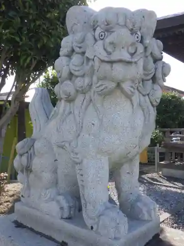 瑞穂神社の狛犬