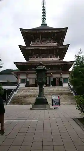 善光寺の塔