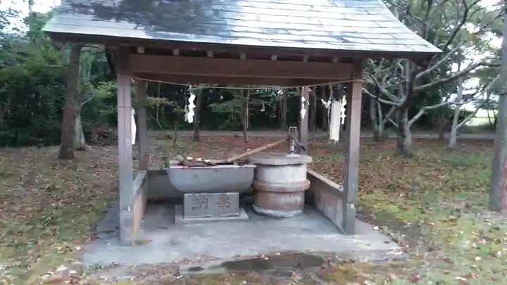 加茂神社の手水舎