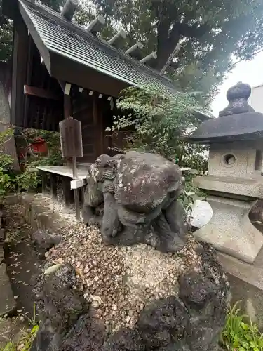 大島稲荷神社の{uncategorized: "未分類", other: "その他", undefined: "問題あり", building: "その他建物", grave: "お墓", sacred_gate: "鳥居", guardian: "狛犬", statue: "像", buddha: "仏像", history: "歴史", nature: "自然", garden: "庭園", animal: "動物", pagoda: "塔", temizu: "手水舎", mountain_gate: "山門・神門", sanctuary: "本殿・本堂", subordinate: "末社・摂社", art: "芸術", scenery: "景色", jizo: "地蔵", ema: "絵馬", goshuin: "御朱印", omikuji: "おみくじ", items: "授与品その他", amulet: "お守り", goshuincho: "御朱印帳", eats: "食事", festival: "お祭り", votive_dance: "神楽", shichigosan: "七五三参", wedding: "結婚式", experience: "体験その他", initially: "初詣", around: "周辺", anti_infection: "感染症対策"}