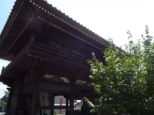 観音院の山門・神門