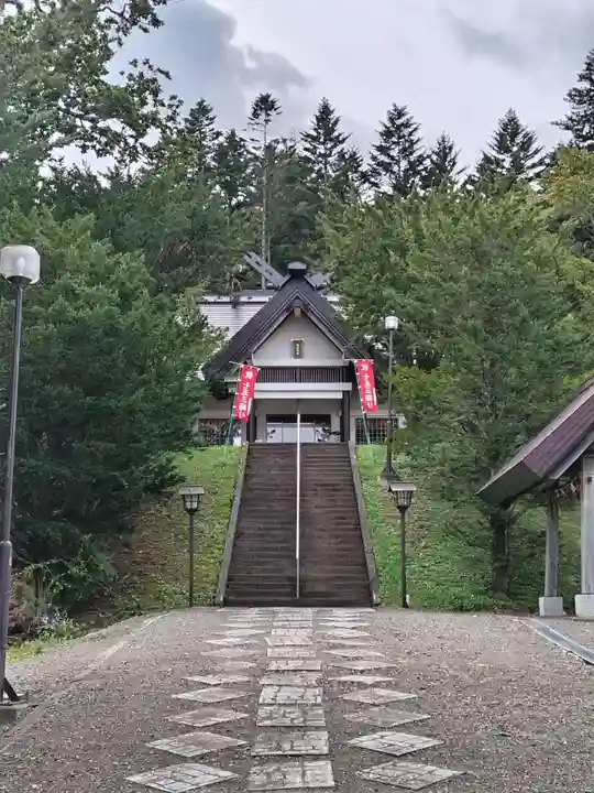 茂岩神社の本殿・本堂