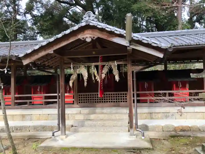 髙神社の末社・摂社