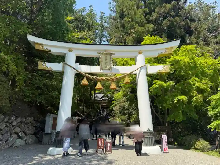 宝登山神社の{uncategorized: "未分類", other: "その他", undefined: "問題あり", building: "その他建物", grave: "お墓", sacred_gate: "鳥居", guardian: "狛犬", statue: "像", buddha: "仏像", history: "歴史", nature: "自然", garden: "庭園", animal: "動物", pagoda: "塔", temizu: "手水舎", mountain_gate: "山門・神門", sanctuary: "本殿・本堂", subordinate: "末社・摂社", art: "芸術", scenery: "景色", jizo: "地蔵", ema: "絵馬", goshuin: "御朱印", omikuji: "おみくじ", items: "授与品その他", amulet: "お守り", goshuincho: "御朱印帳", eats: "食事", festival: "お祭り", votive_dance: "神楽", shichigosan: "七五三参", wedding: "結婚式", experience: "体験その他", initially: "初詣", around: "周辺", anti_infection: "感染症対策"}