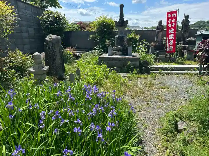 橋寺 放生院の{uncategorized: "未分類", other: "その他", undefined: "問題あり", building: "その他建物", grave: "お墓", sacred_gate: "鳥居", guardian: "狛犬", statue: "像", buddha: "仏像", history: "歴史", nature: "自然", garden: "庭園", animal: "動物", pagoda: "塔", temizu: "手水舎", mountain_gate: "山門・神門", sanctuary: "本殿・本堂", subordinate: "末社・摂社", art: "芸術", scenery: "景色", jizo: "地蔵", ema: "絵馬", goshuin: "御朱印", omikuji: "おみくじ", items: "授与品その他", amulet: "お守り", goshuincho: "御朱印帳", eats: "食事", festival: "お祭り", votive_dance: "神楽", shichigosan: "七五三参", wedding: "結婚式", experience: "体験その他", initially: "初詣", around: "周辺", anti_infection: "感染症対策"}