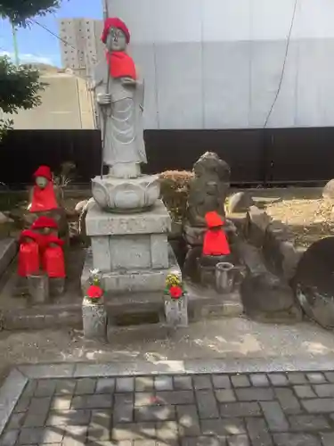 関貞寺（松林山）の地蔵