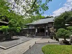 報国寺の本殿