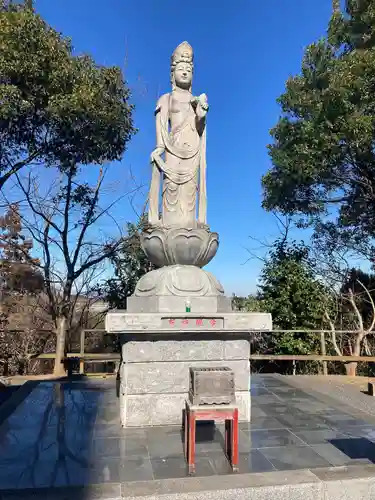 布施弁天 東海寺の仏像