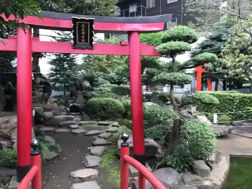 羽衣町厳島神社（関内厳島神社・横浜弁天）の鳥居