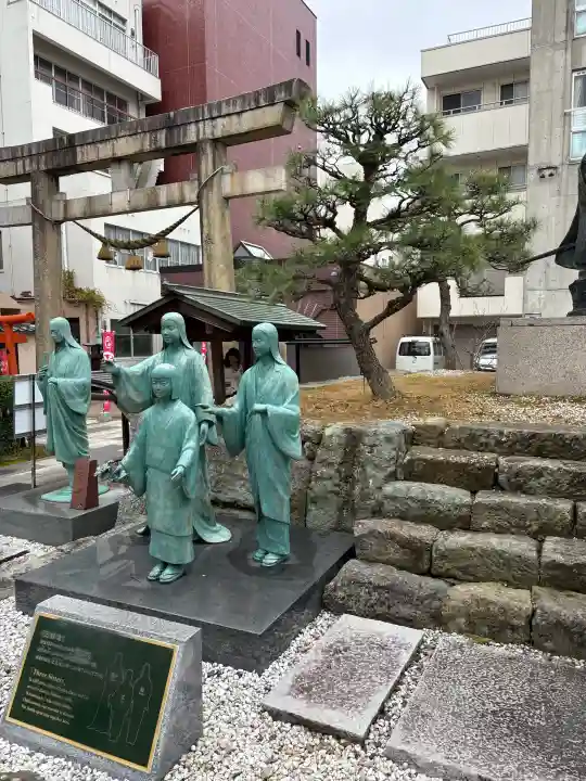 柴田神社の{uncategorized: "未分類", other: "その他", undefined: "問題あり", building: "その他建物", grave: "お墓", sacred_gate: "鳥居", guardian: "狛犬", statue: "像", buddha: "仏像", history: "歴史", nature: "自然", garden: "庭園", animal: "動物", pagoda: "塔", temizu: "手水舎", mountain_gate: "山門・神門", sanctuary: "本殿・本堂", subordinate: "末社・摂社", art: "芸術", scenery: "景色", jizo: "地蔵", ema: "絵馬", goshuin: "御朱印", omikuji: "おみくじ", items: "授与品その他", amulet: "お守り", goshuincho: "御朱印帳", eats: "食事", festival: "お祭り", votive_dance: "神楽", shichigosan: "七五三参", wedding: "結婚式", experience: "体験その他", initially: "初詣", around: "周辺", anti_infection: "感染症対策"}