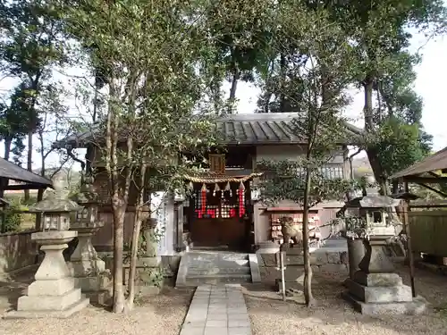 平群坐紀氏神社の本殿