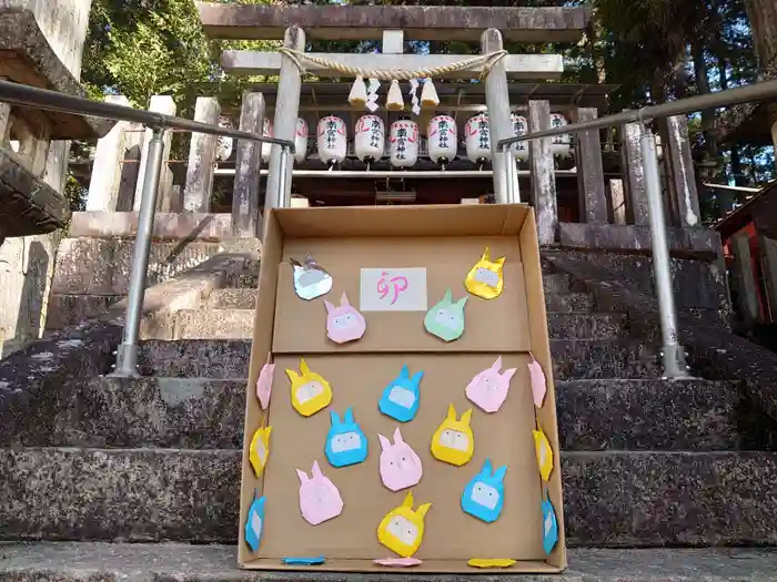 田瀬神社の建物その他