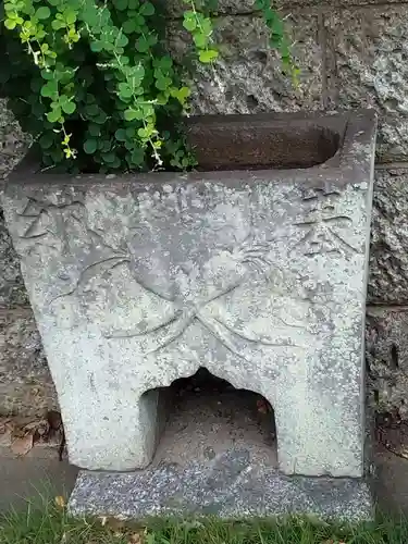 横浜　西方寺の手水舎