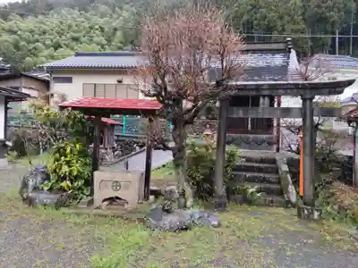 大徳院奥多摩教会の末社・摂社