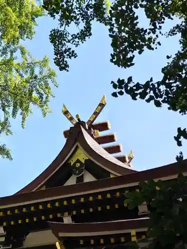 鳥越神社の本殿・本堂