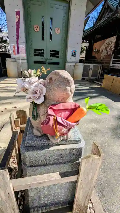 戸越八幡神社の像