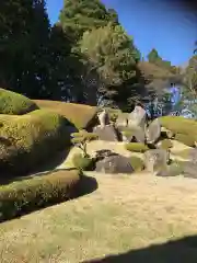 大麻山神社の庭園