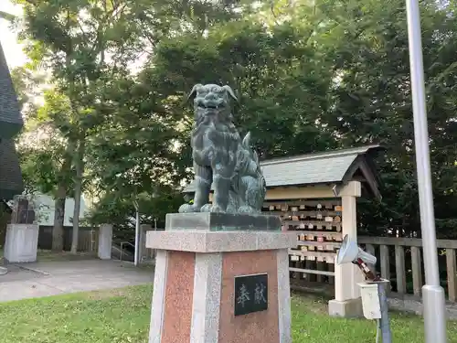 鳥取神社の狛犬