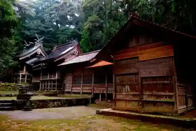多鳩神社の本殿・本堂