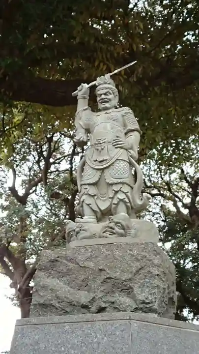 瀧泉寺(目黒不動尊)の像