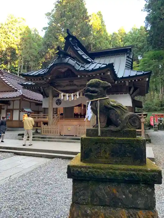 御岩神社の本殿・本堂