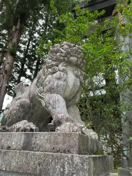 諏訪大社下社秋宮(長野県)