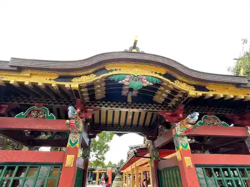 大杉神社の山門