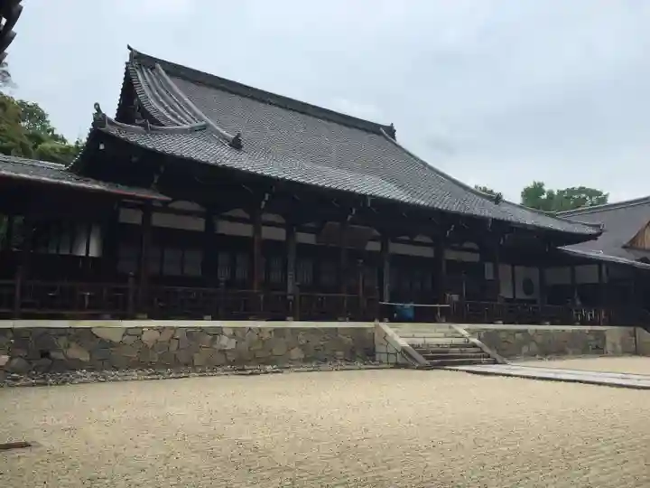 萬福寺の本殿・本堂