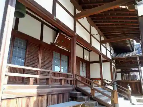 豊仁寺の本殿・本堂