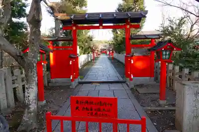 車折神社の山門・神門