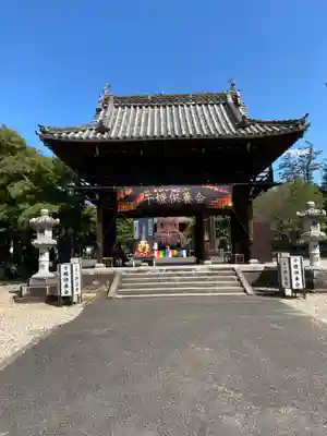 八事山 興正寺の山門・神門