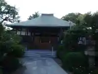 妙好寺の本殿・本堂