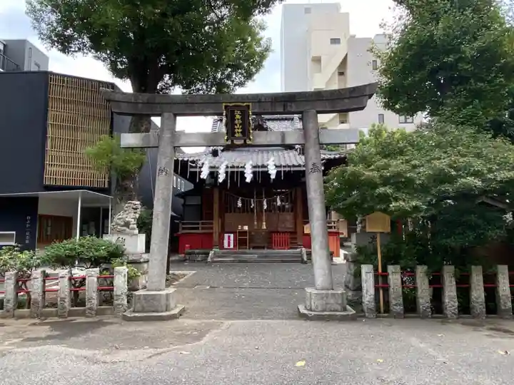 江島杉山神社の鳥居