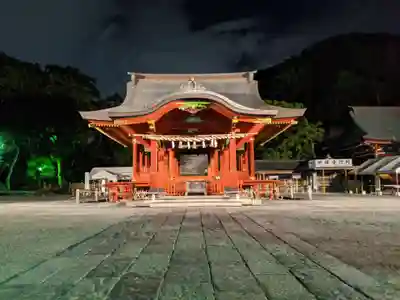 鶴岡八幡宮の本殿・本堂