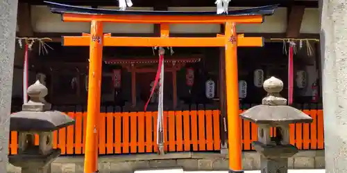 瀧尾神社の末社