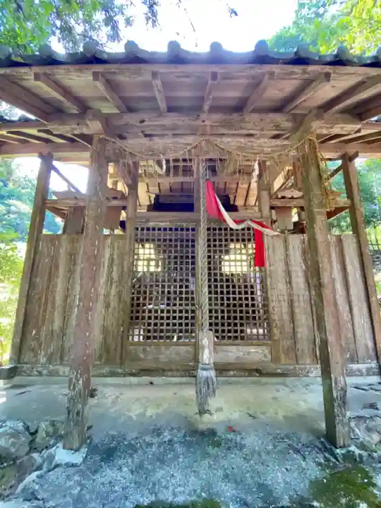 日向神社の本殿・本堂
