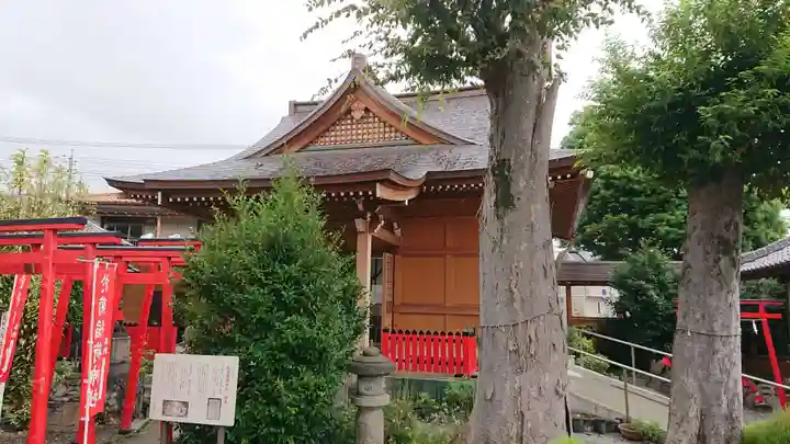 於菊稲荷神社の本殿・本堂